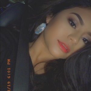 Meet your Posher, Sofia